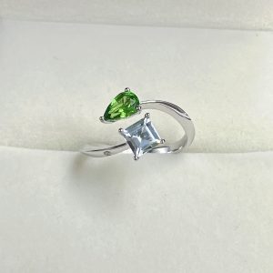 沙佛萊海藍寶石戒指